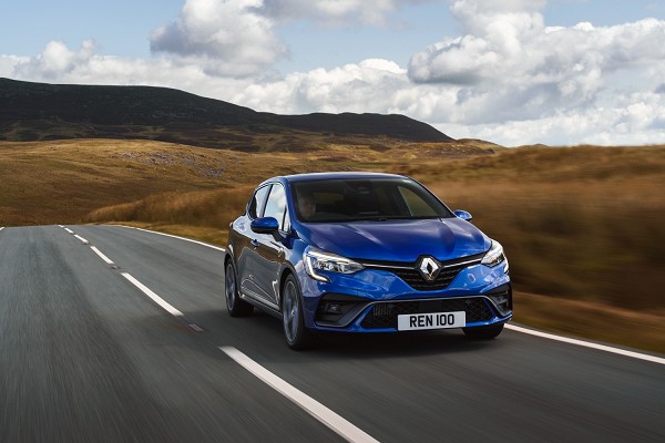 Clio wins the ‘Best Small Car’ title for the second consecutive year